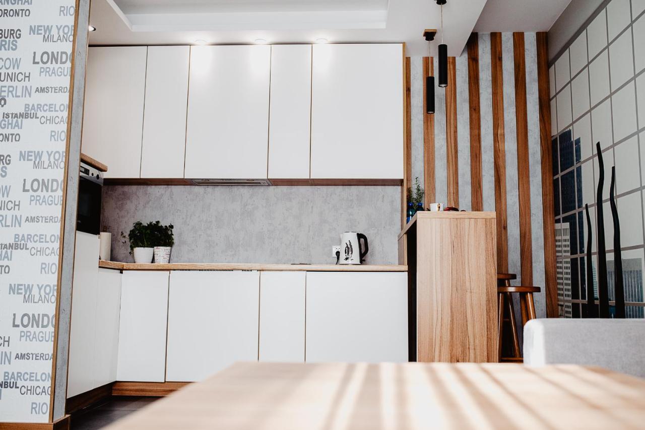 Apartamenty Czestochowa Eu "Parking Gratis" Екстериор снимка