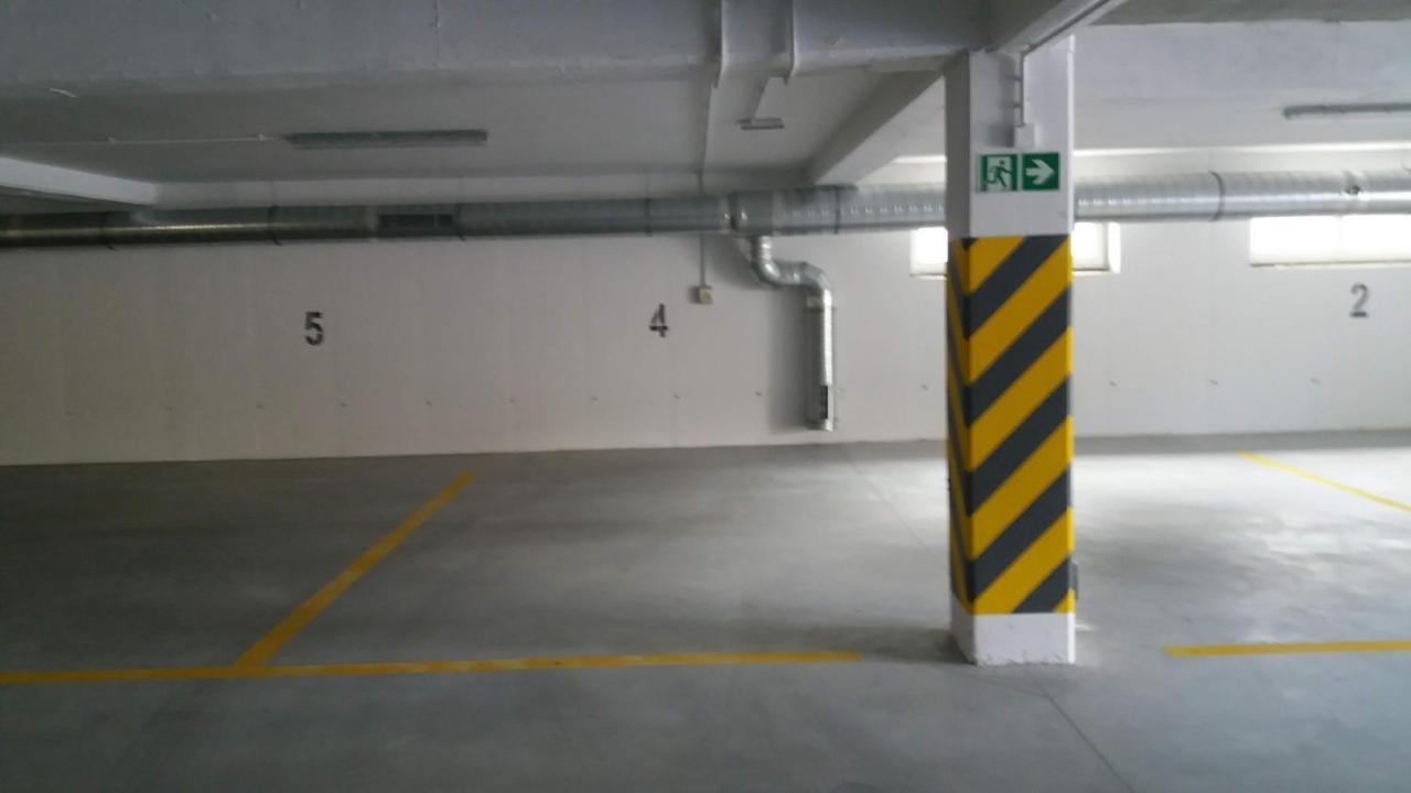 Apartamenty Czestochowa Eu "Parking Gratis" Екстериор снимка